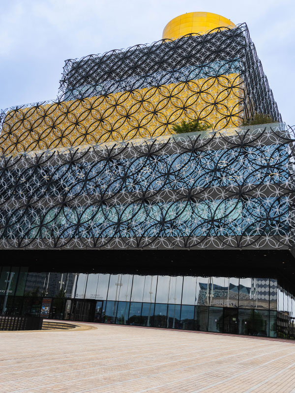 a picture of Birmingham Library